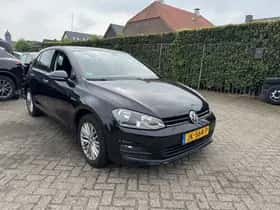 Volkswagen Golf (2015) thumbnail 4