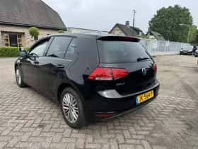 Volkswagen Golf (2015) thumbnail 7