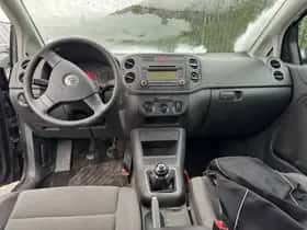 Volkswagen Golf (2005) thumbnail 6
