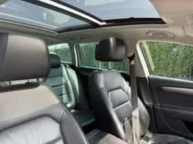 Volkswagen Passat (2013) thumbnail 11