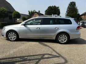 Volkswagen Passat (2013) thumbnail 5