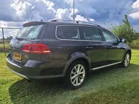 Volkswagen Passat (2014) thumbnail 6