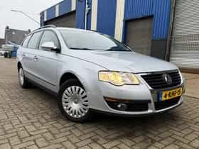 Volkswagen Passat (2010) thumbnail 3