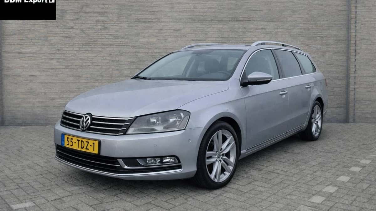 Volkswagen Passat (2012) — foto 1