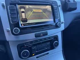 Volkswagen Passat (2012) thumbnail 16