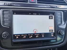 Volkswagen Tiguan (2016) thumbnail 11