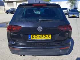 Volkswagen Tiguan (2016) thumbnail 5