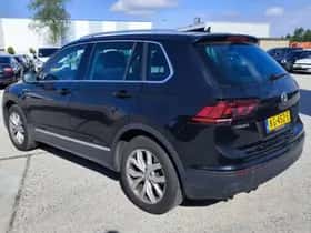 Volkswagen Tiguan (2016) thumbnail 6