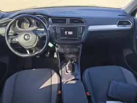 Volkswagen Tiguan (2016) thumbnail 8