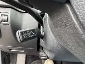 Volkswagen Tiguan (2012) thumbnail 19
