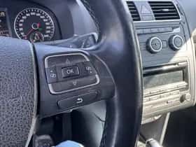 Volkswagen Touran (2015) thumbnail 14