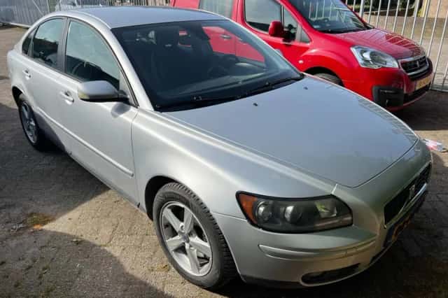 Volvo S40 (2004) thumbnail 2