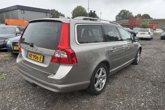 Volvo V70 (2012) thumbnail 5