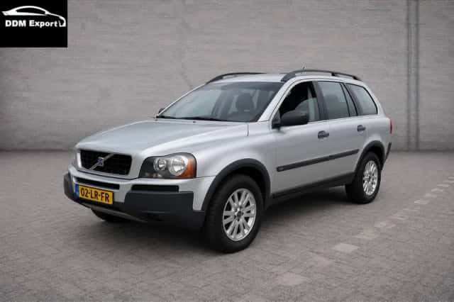 Volvo XC90 (2003) thumbnail 1