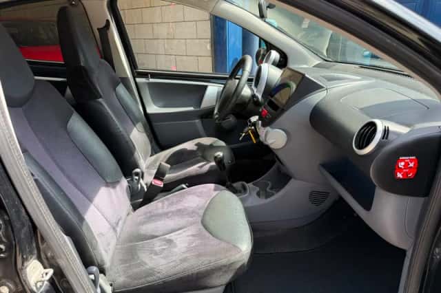 Peugeot 107 (2012) thumbnail 4