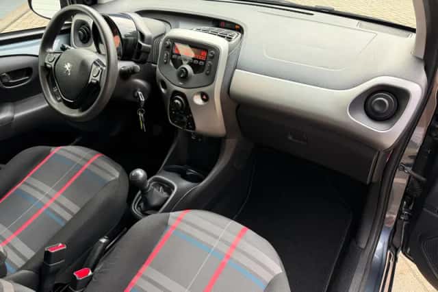 Peugeot 108 (2015) thumbnail 2