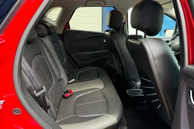 Renault Captur (2016) thumbnail 6
