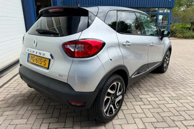 Renault Captur (2016) thumbnail 3