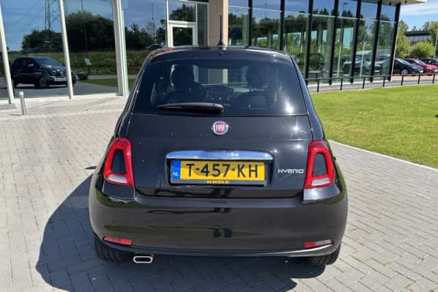 Fiat 500 (2023) thumbnail 4