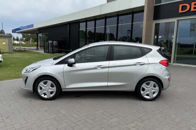 Ford Fiesta (2020) thumbnail 2