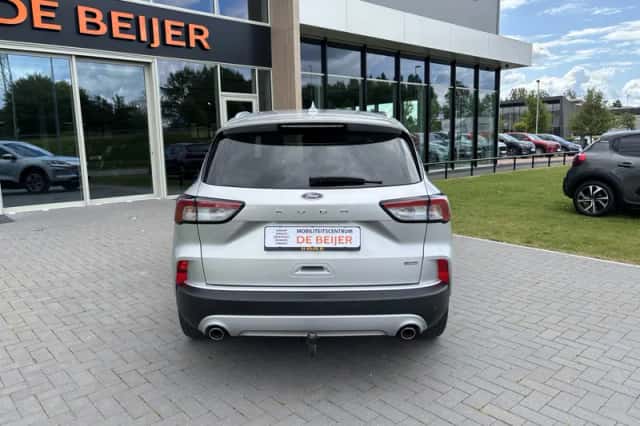 Ford Kuga (2021) thumbnail 4