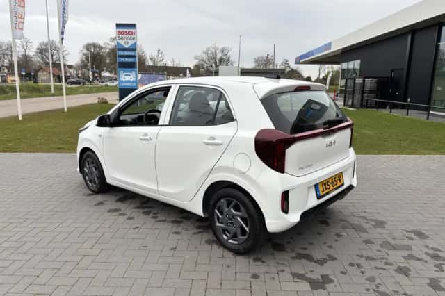 Kia Picanto (2025) thumbnail 3