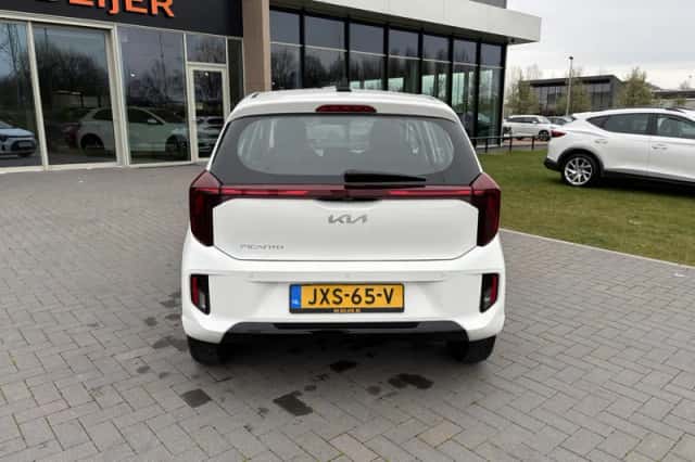 Kia Picanto (2025) thumbnail 4