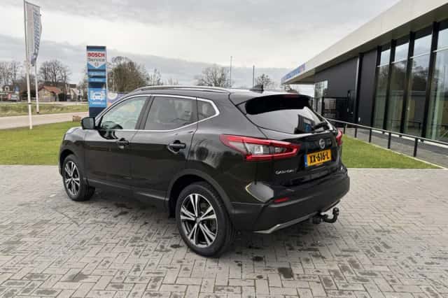 Nissan Qashqai (2019) thumbnail 3