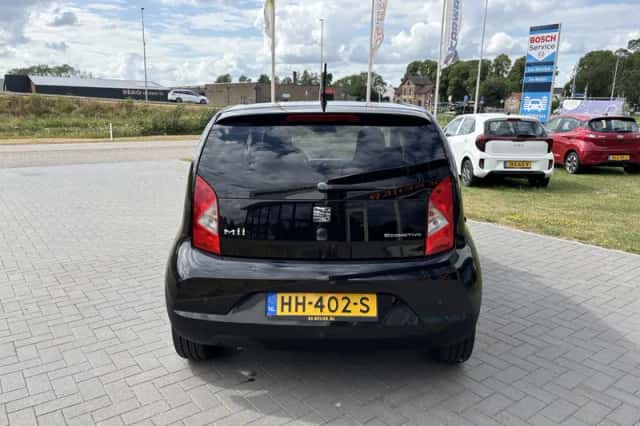 SEAT Mii (2015) thumbnail 4