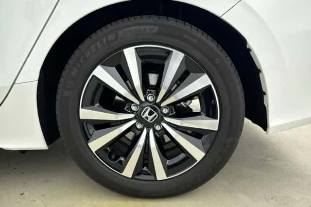 Honda Civic (2025) thumbnail 8