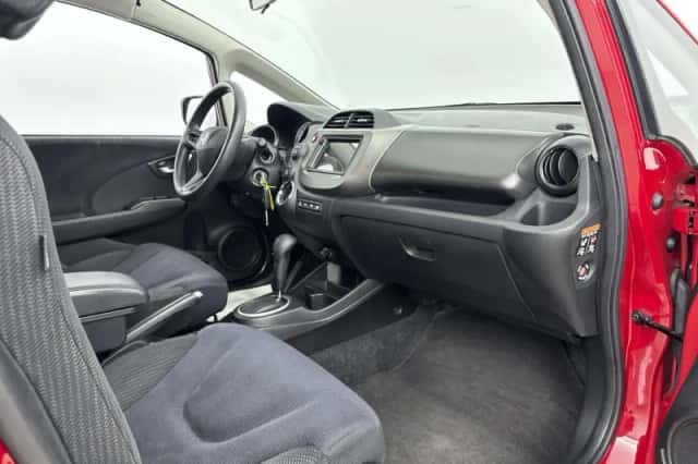 Honda Jazz (2015) thumbnail 10
