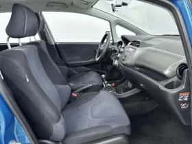 Honda Jazz (2011) thumbnail 11