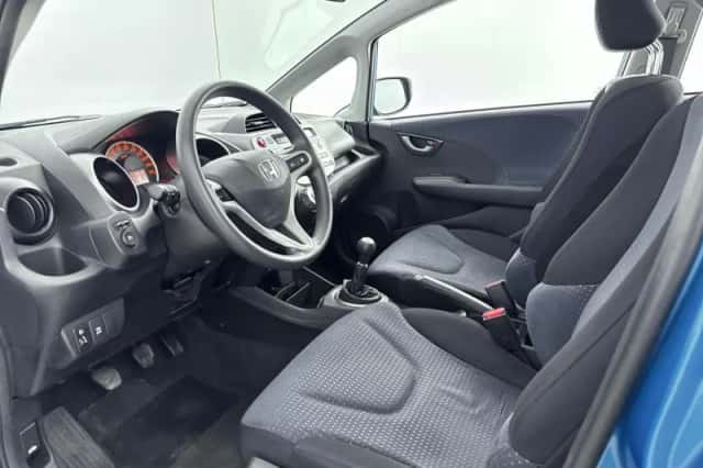 Honda Jazz (2011) thumbnail 14