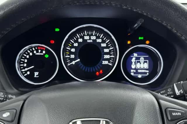 Honda HR-V (2016) thumbnail 12
