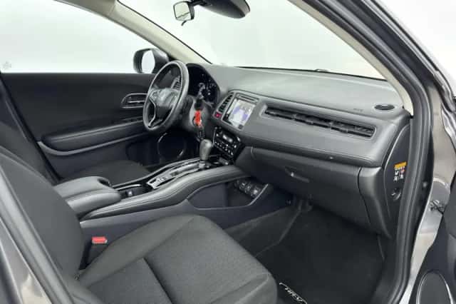 Honda HR-V (2016) thumbnail 21