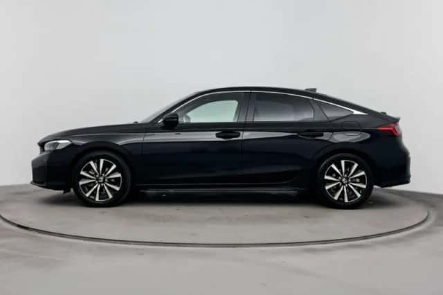 Honda Civic (2026) thumbnail 3