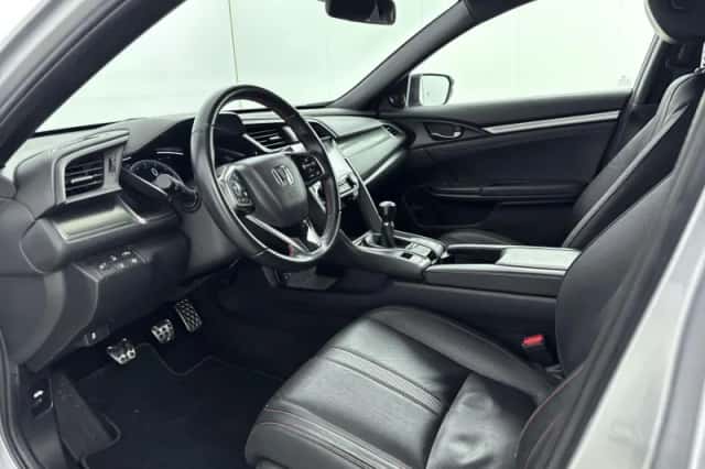 Honda Civic (2019) thumbnail 11