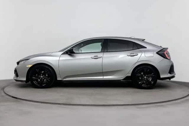 Honda Civic (2019) thumbnail 3