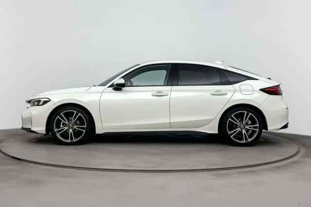Honda Civic (2026) thumbnail 3