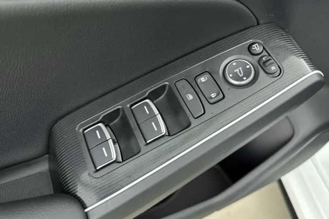 Honda Civic (2026) thumbnail 23