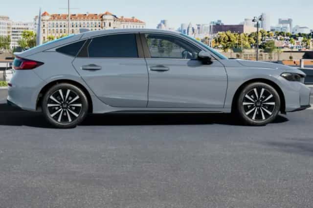 Honda Civic (2026) thumbnail 6