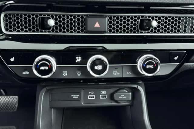 Honda Civic (2026) thumbnail 10