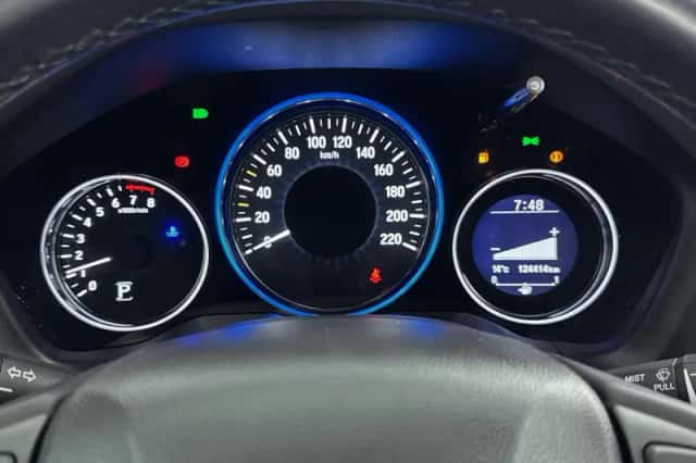 Honda HR-V (2015) thumbnail 12