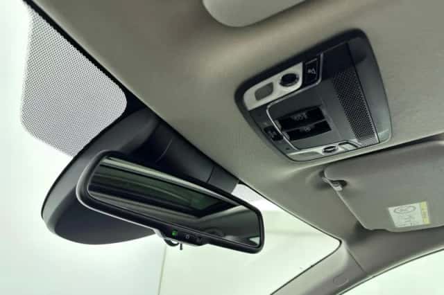Honda HR-V (2015) thumbnail 13