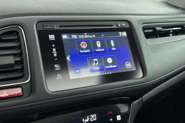 Honda HR-V (2015) thumbnail 15