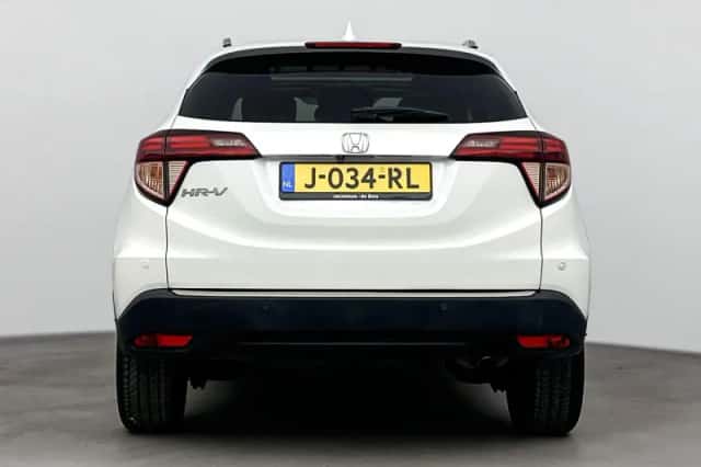 Honda HR-V (2015) thumbnail 6