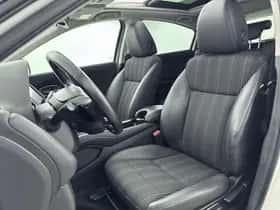 Honda HR-V (2015) thumbnail 9
