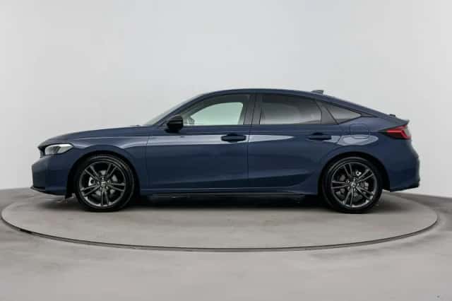 Honda Civic (2026) thumbnail 3