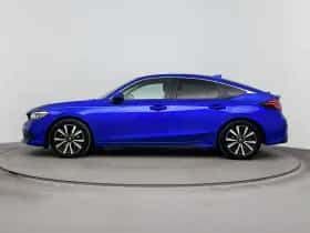 Honda Civic (2024) thumbnail 3