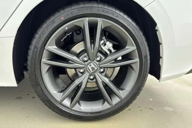 Honda Civic (2026) thumbnail 12